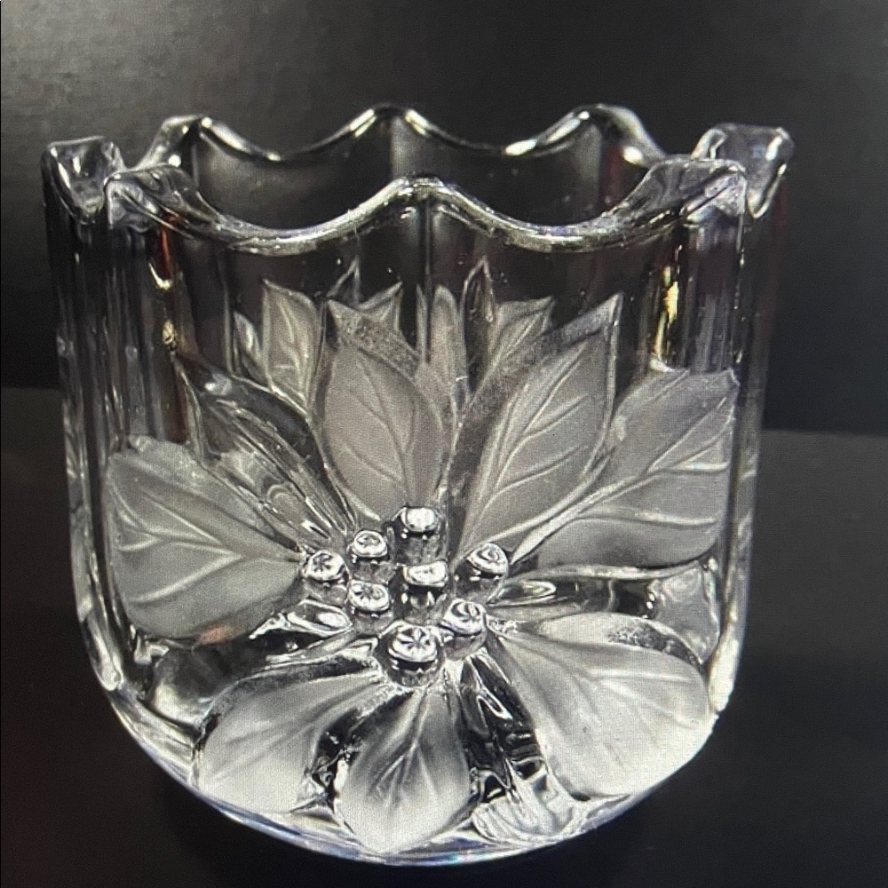 Mikasa Xmas Festive Poinsettia Glass Votive